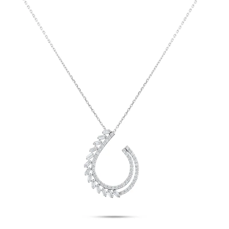 Baguette Diamond Necklaces: The Geometric Sparkle of Modern Style